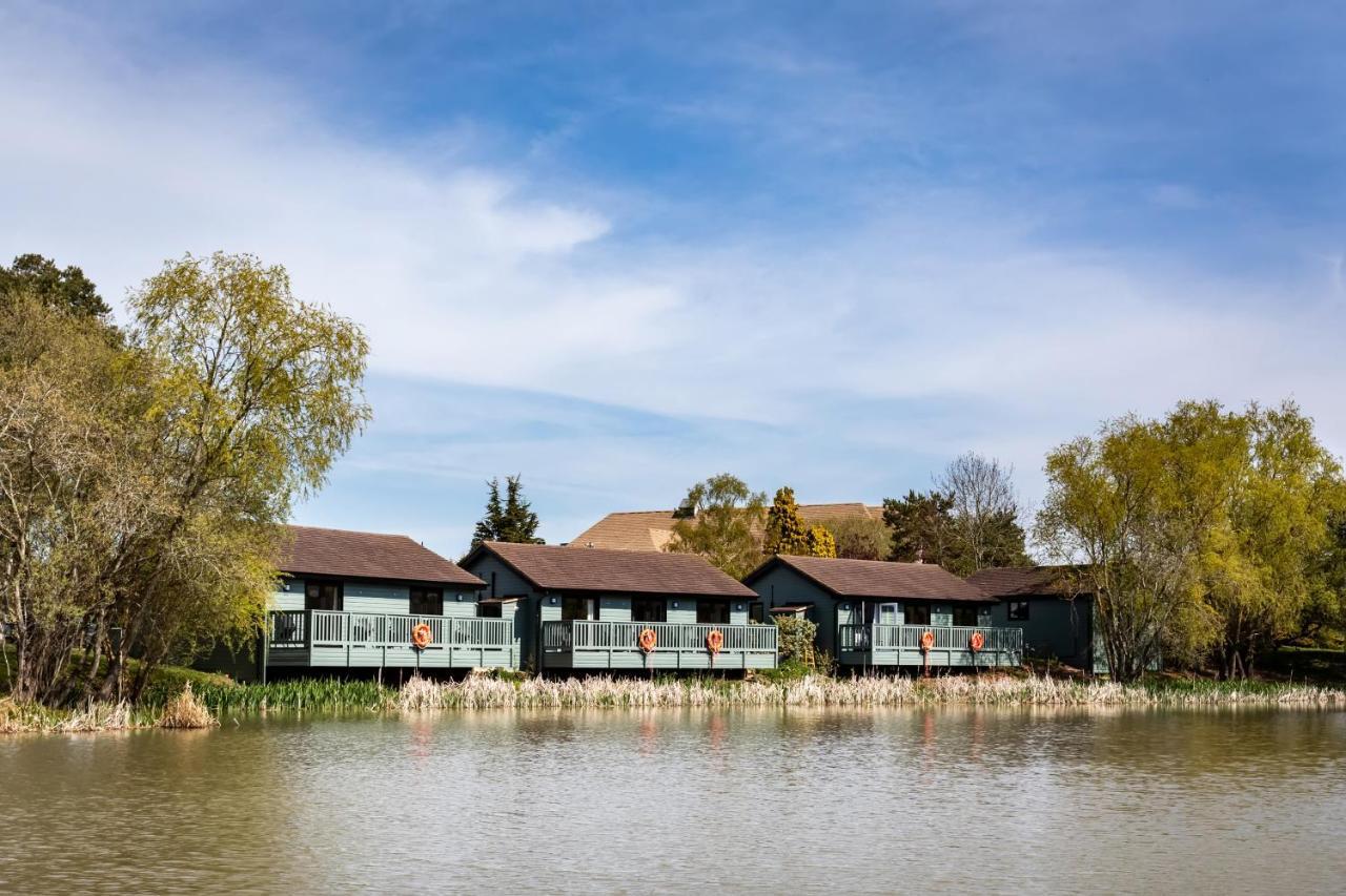 فيلا The Vale Golf & Country Club Bishampton المظهر الخارجي الصورة