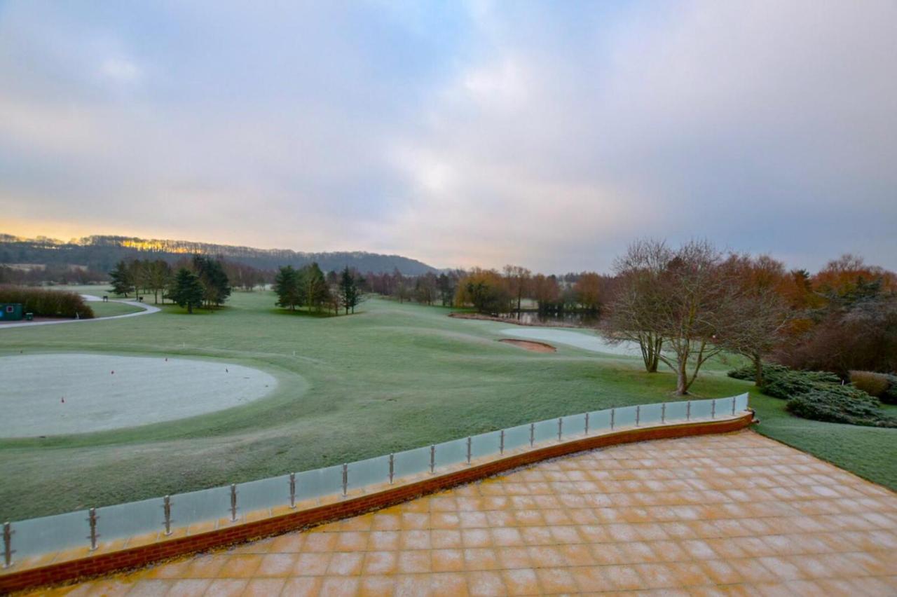 فيلا The Vale Golf & Country Club Bishampton المظهر الخارجي الصورة